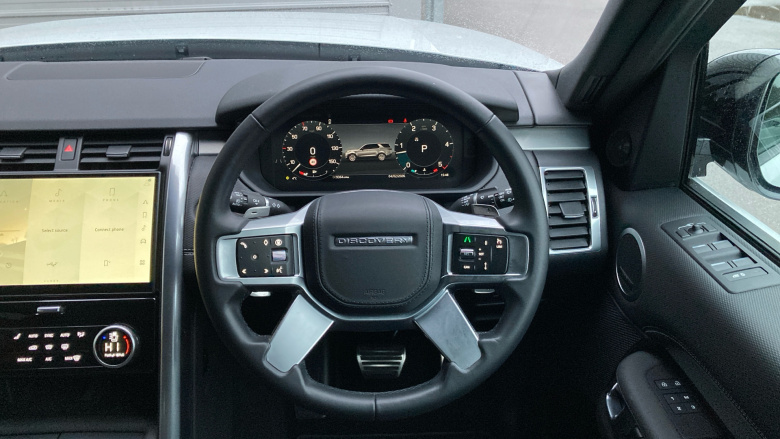 Land Rover Discovery 3.0 D300 Dynamic HSE 5dr Auto Diesel Station Wagon